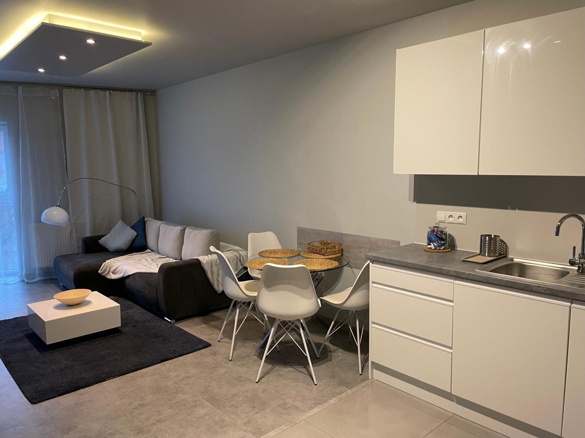 Wenecjanska Comfort Apartment, Free Parking, Self Check-In 24H Poznań Kültér fotó