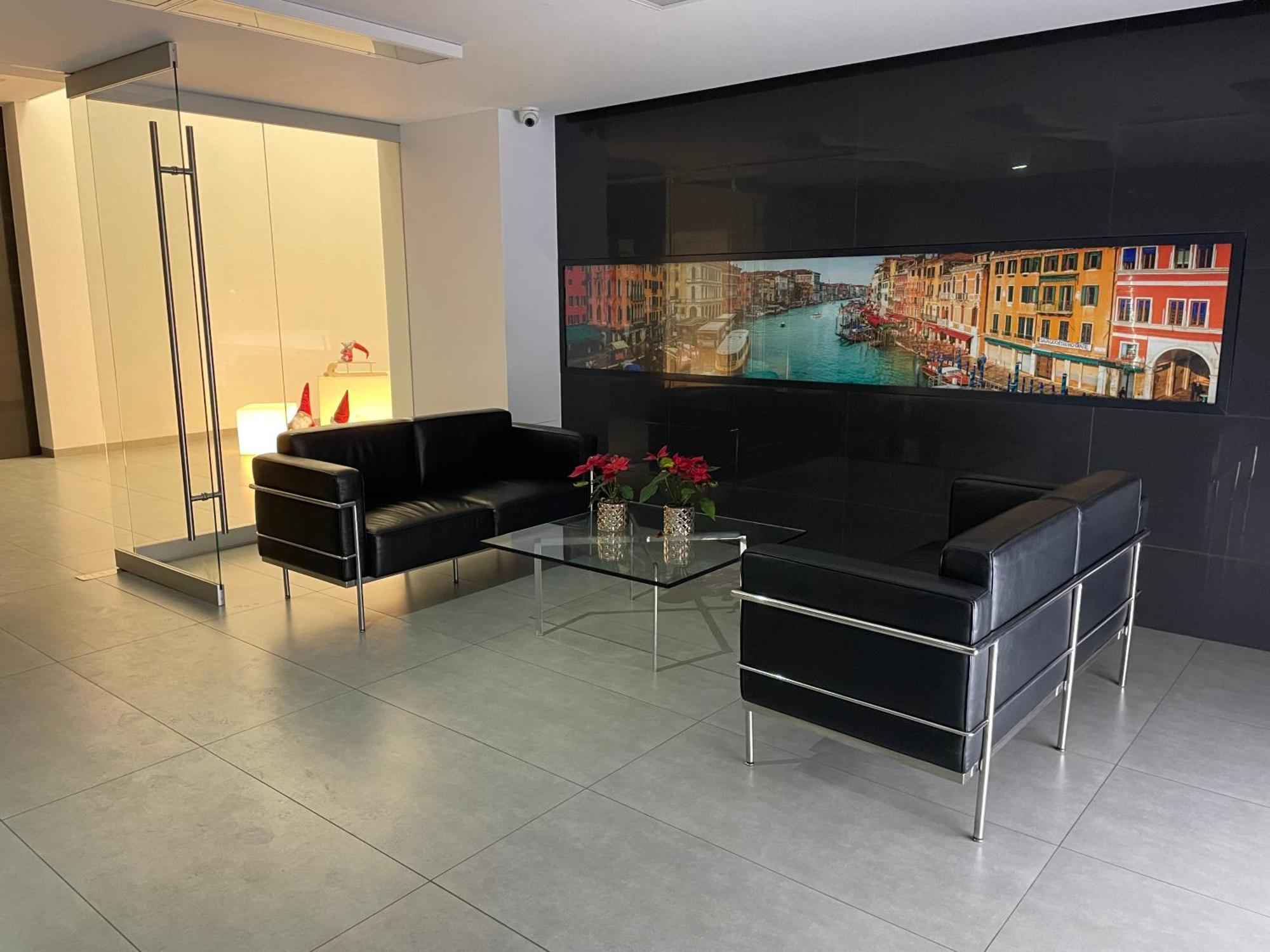 Wenecjanska Comfort Apartment, Free Parking, Self Check-In 24H Poznań Kültér fotó